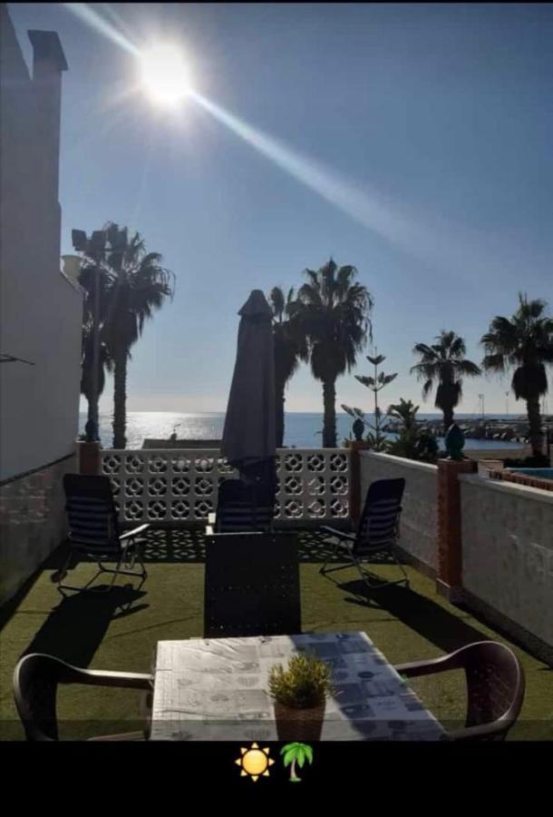 Villa Brisas Del Mar à Caleta De Velez Extérieur photo